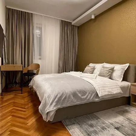 Filip Luxury Lejlighed